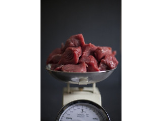 مؤسسة ومتجر لحوم للبيع